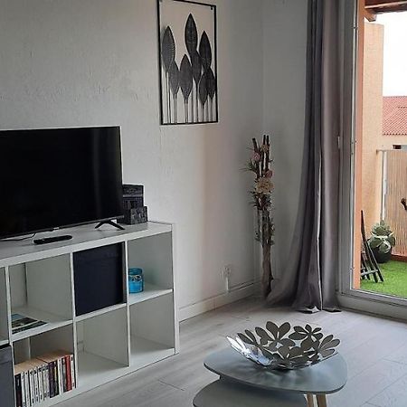 Superbe Appartement Avec Balcon Vue Mer ! Carqueiranne Exteriör bild